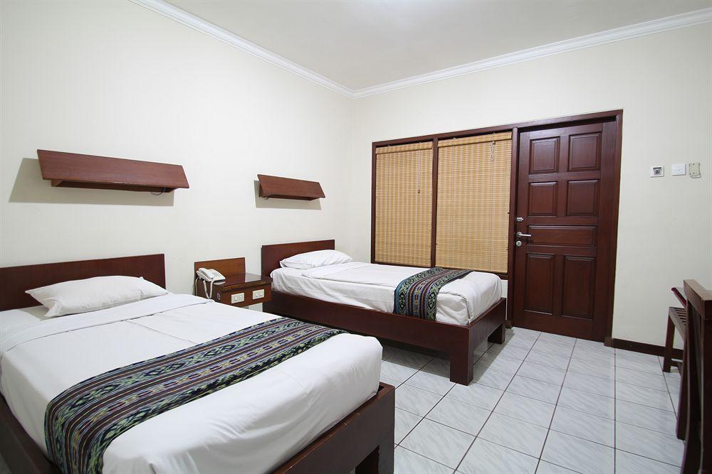Paradiso Beach Inn Kuta Lombok Eksteriør billede