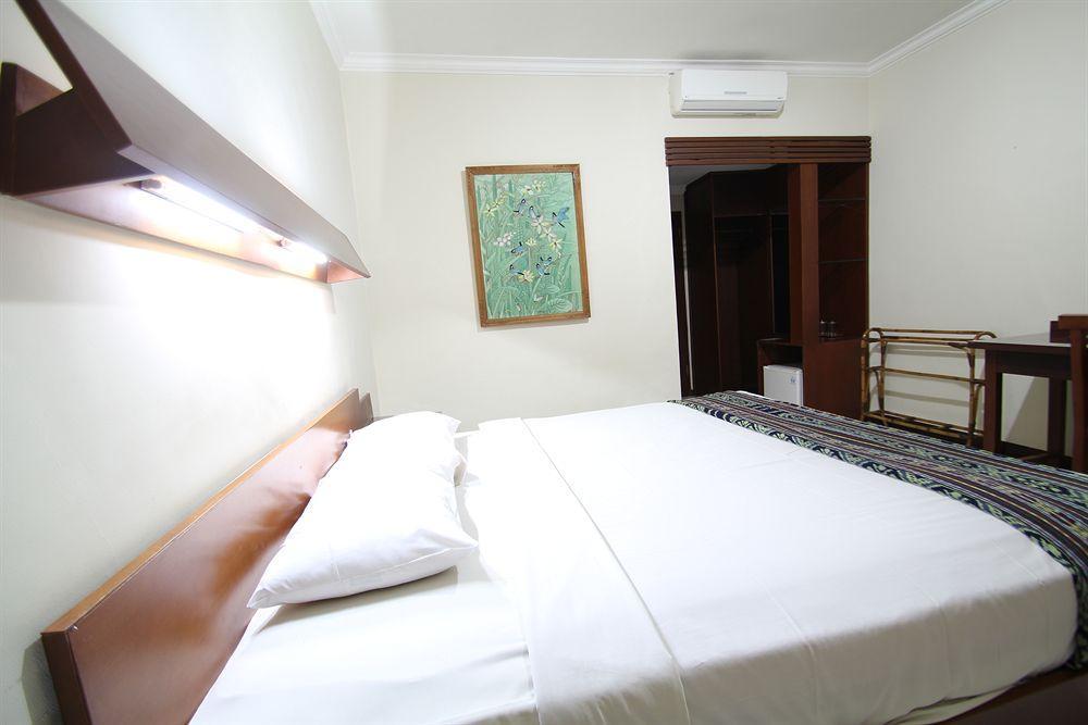 Paradiso Beach Inn Kuta Lombok Eksteriør billede
