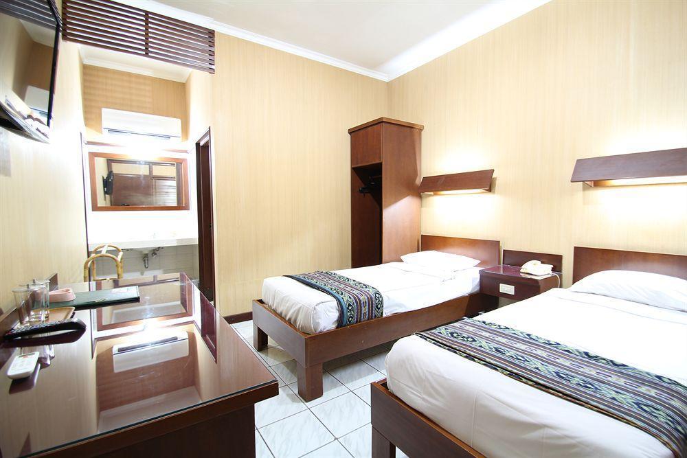 Paradiso Beach Inn Kuta Lombok Eksteriør billede