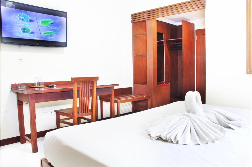 Paradiso Beach Inn Kuta Lombok Eksteriør billede