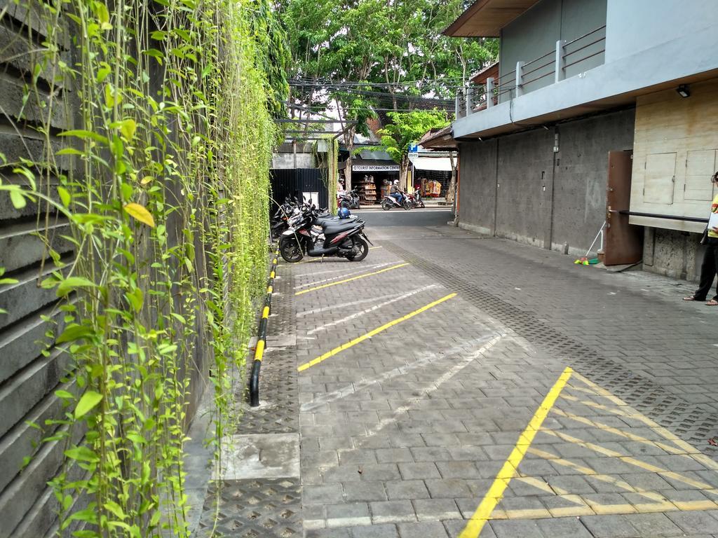 Paradiso Beach Inn Kuta Lombok Eksteriør billede