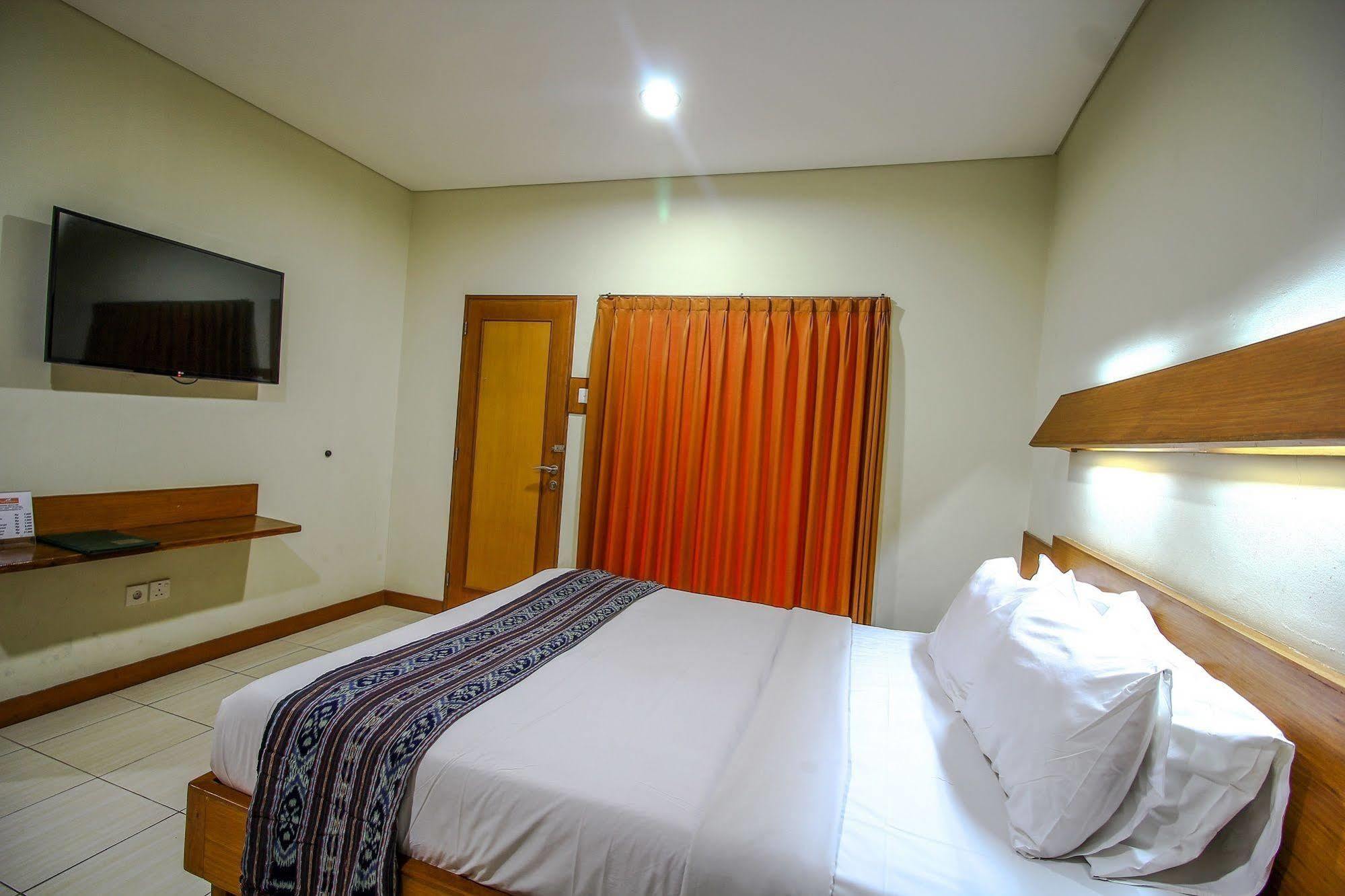 Paradiso Beach Inn Kuta Lombok Eksteriør billede