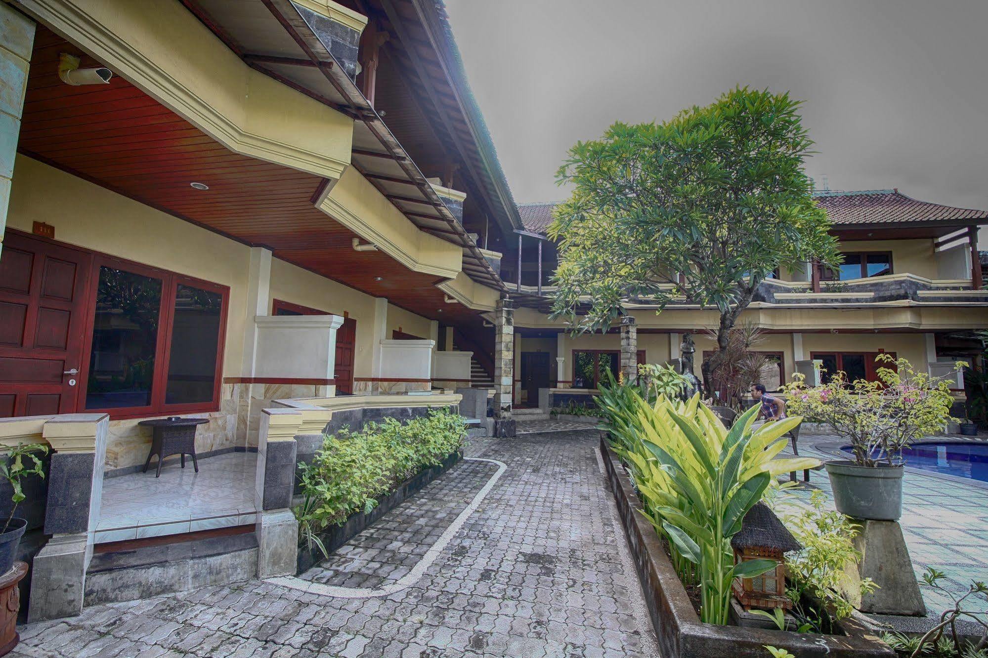 Paradiso Beach Inn Kuta Lombok Eksteriør billede